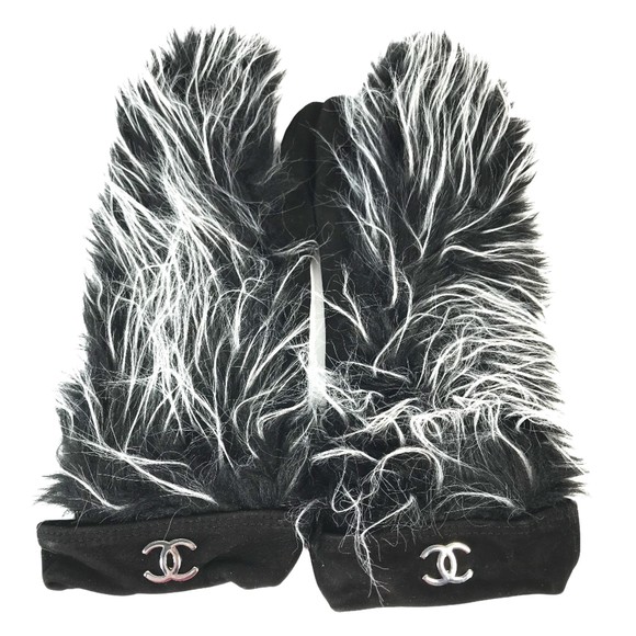 Chanel Black Fur gloves - Picture 1 of 10